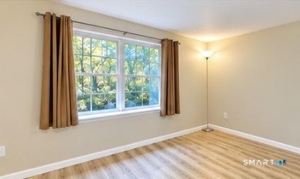 10 Manorwood Drive Branford CT 06405