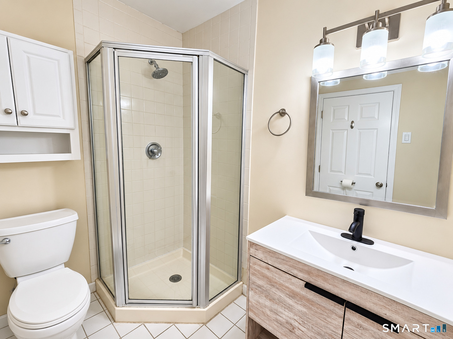 10 Manorwood Drive Branford CT 06405