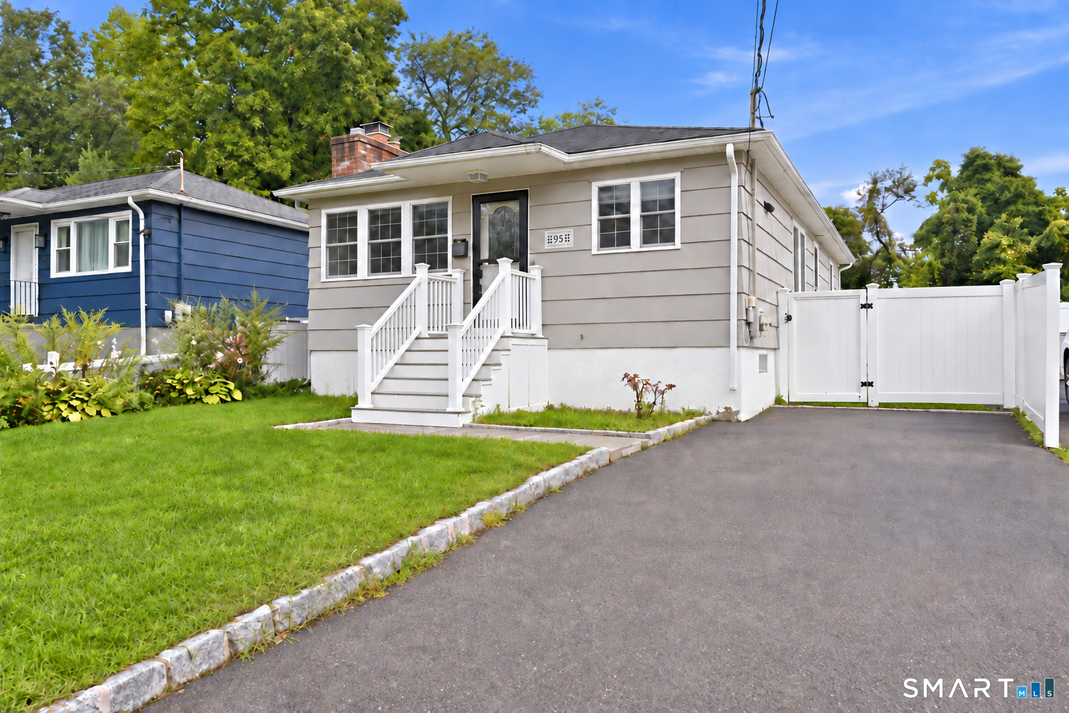 95 Roosevelt Avenue West Haven CT 06516