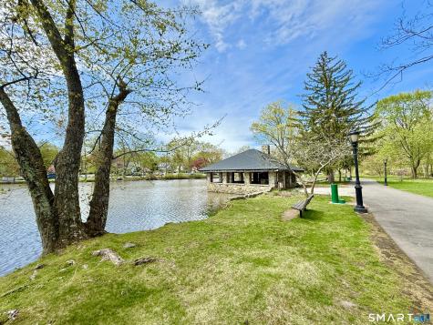 Darien CT 06820