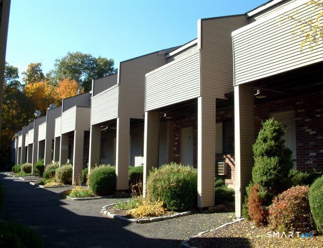 124 Coalpit Hill Road Danbury CT 06810