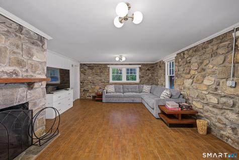 14 Shore Road Danbury CT 06811