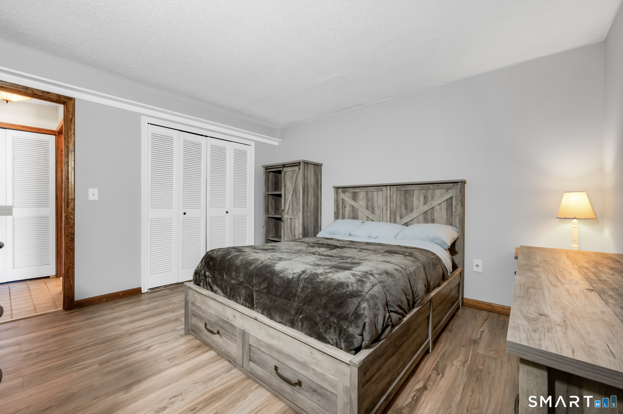 1301 Twin Circle Drive South Windsor CT 06074