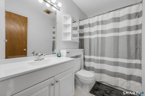 1301 Twin Circle Drive South Windsor CT 06074