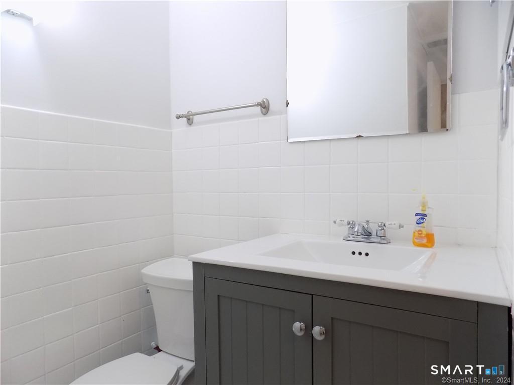 68 Milwaukee Avenue Bethel CT 06801