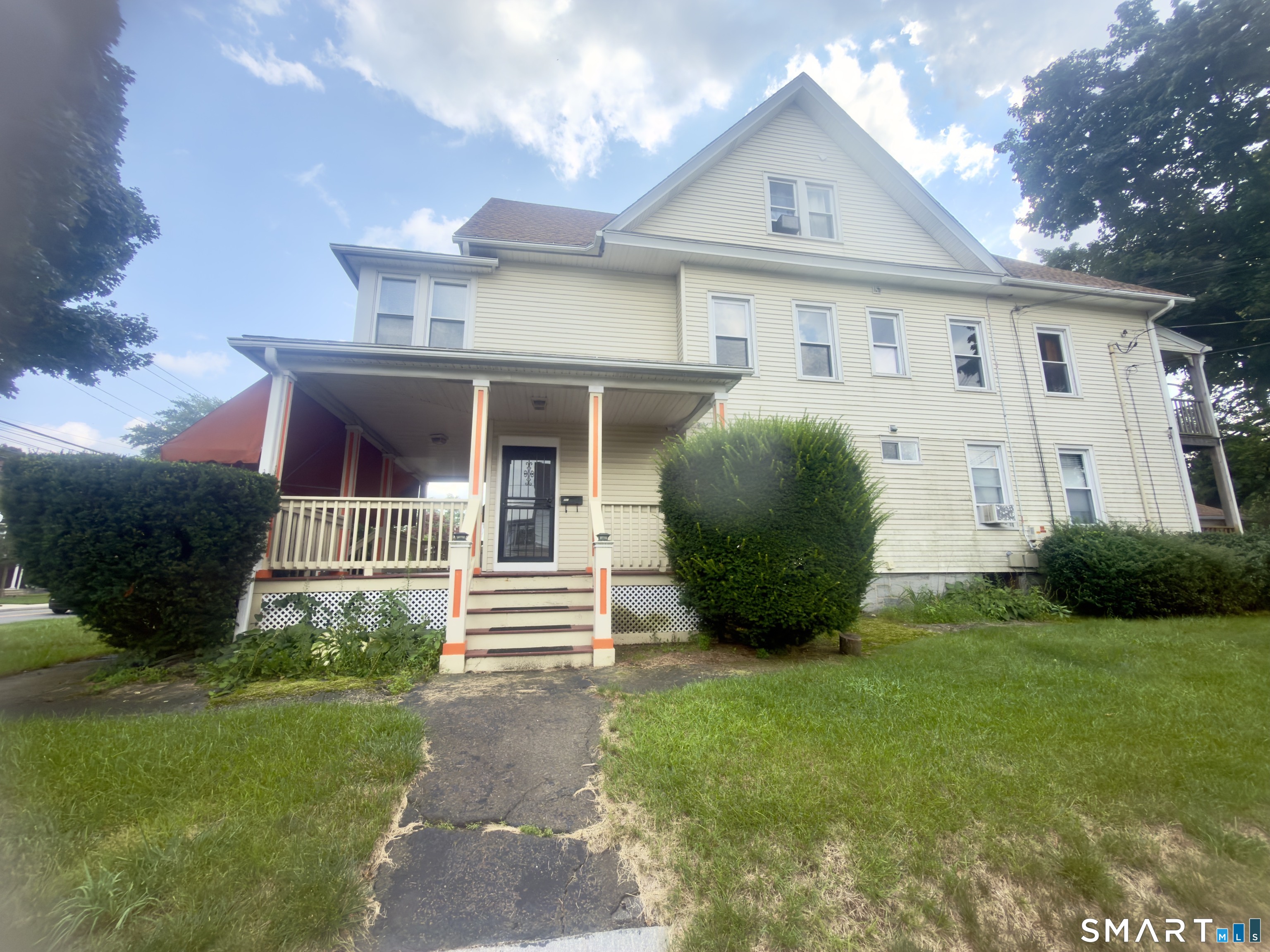 261 Wakelee Avenue Ansonia CT 06401