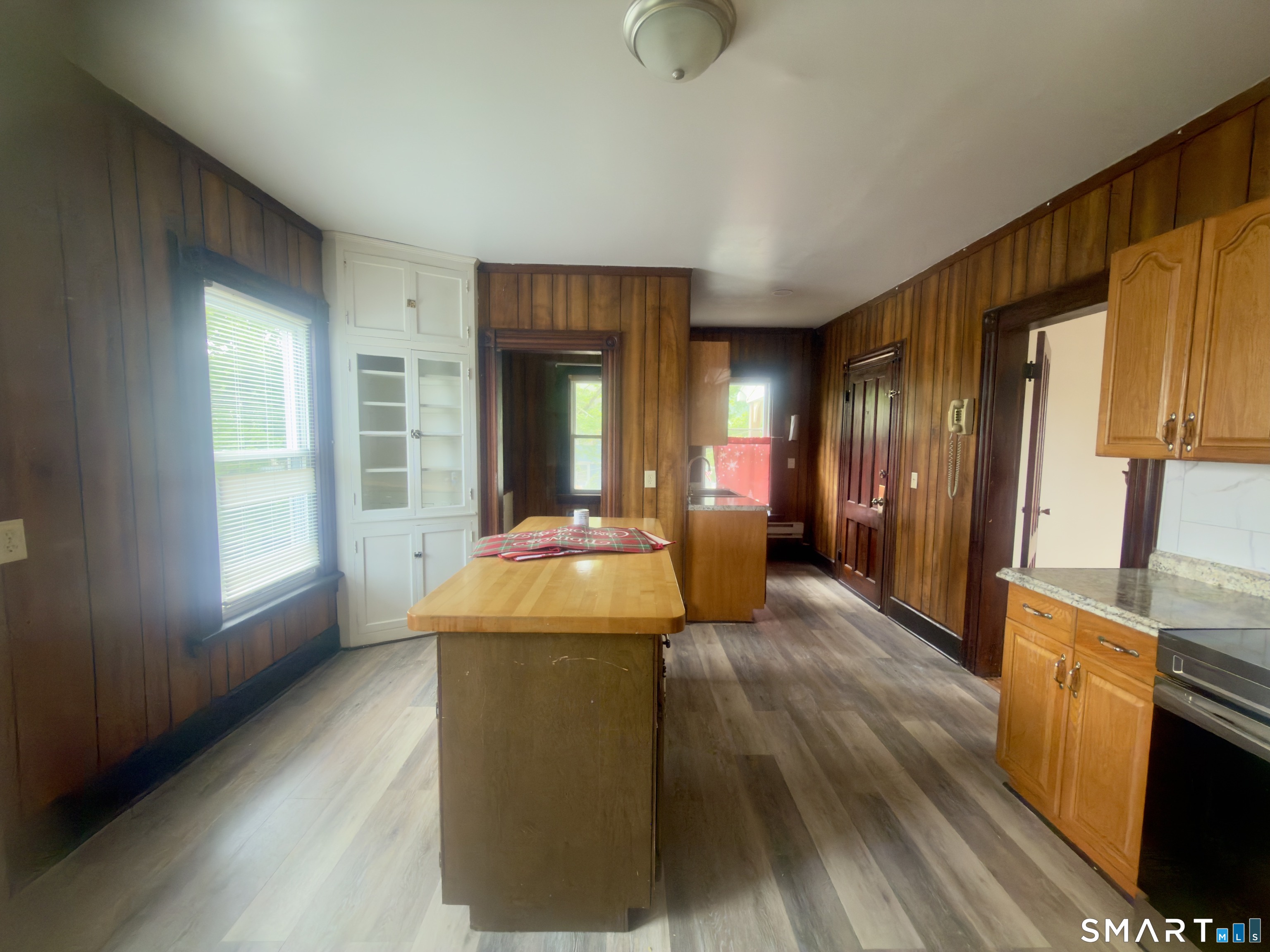 261 Wakelee Avenue Ansonia CT 06401