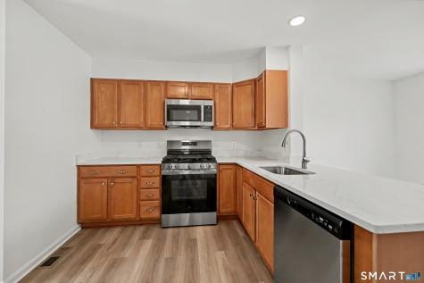 21 Whitmore Lane Stamford CT 06902