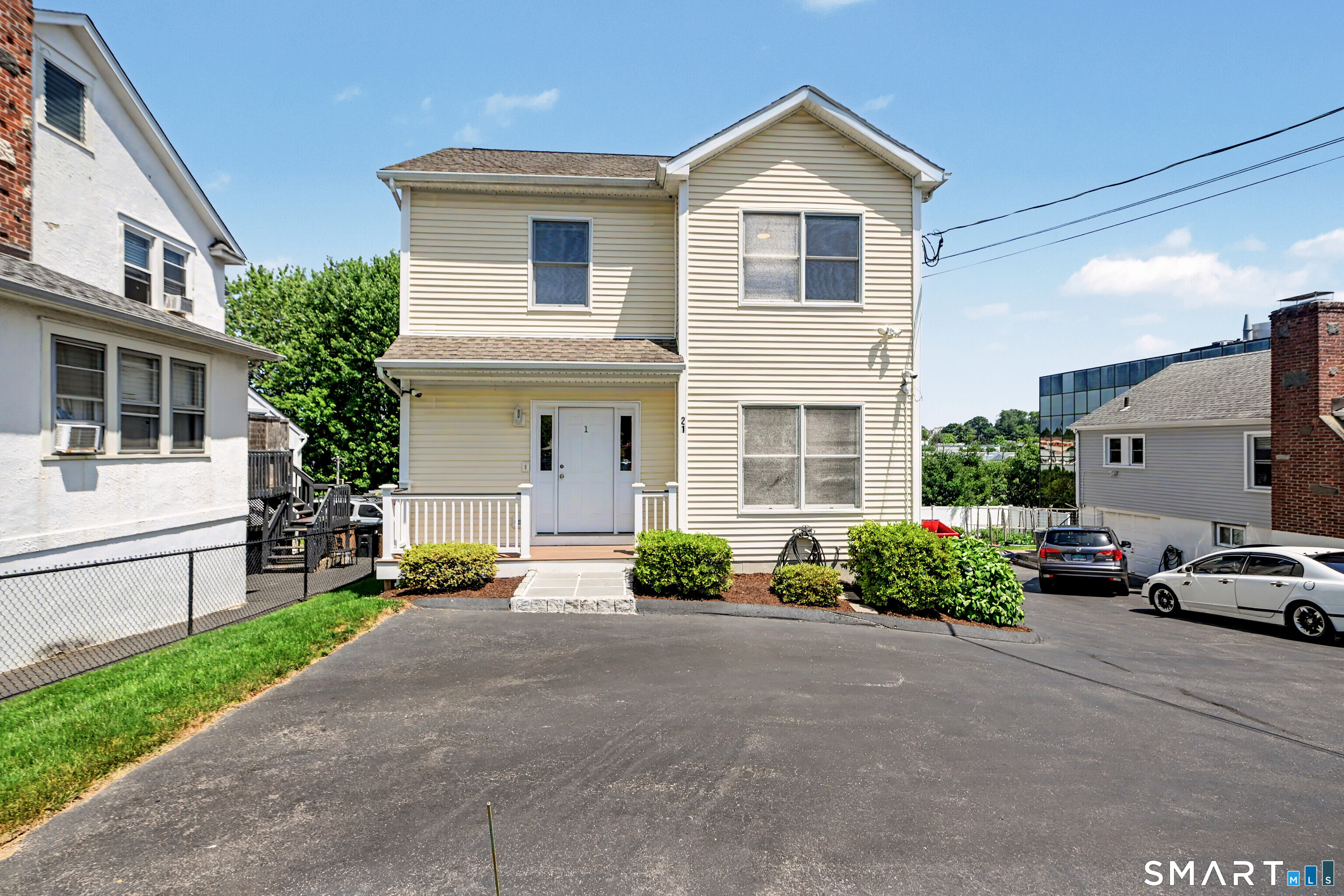 21 Whitmore Lane Stamford CT 06902