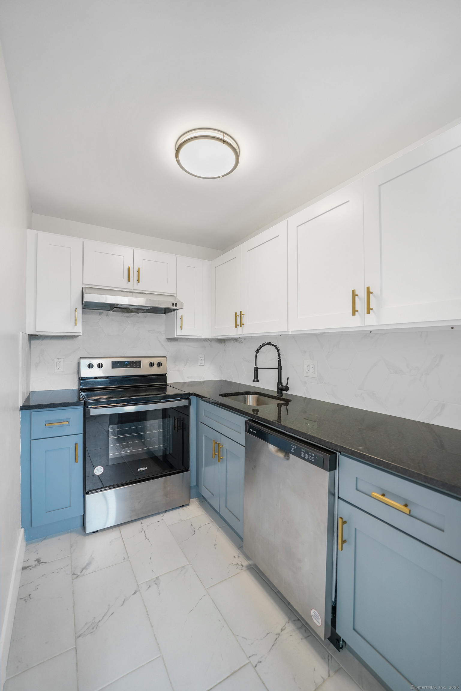 280 Collins Street Hartford CT 06105