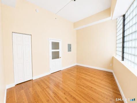 105 Bank Street Waterbury CT 06702