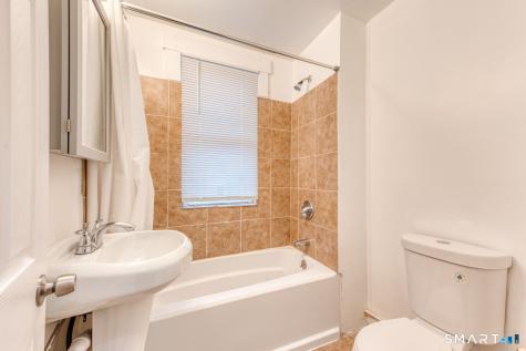 152 Oak Street New Britain CT 06051