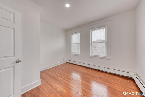 152 Oak Street New Britain CT 06051