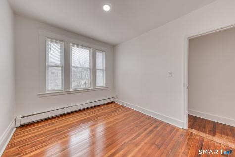 152 Oak Street New Britain CT 06051