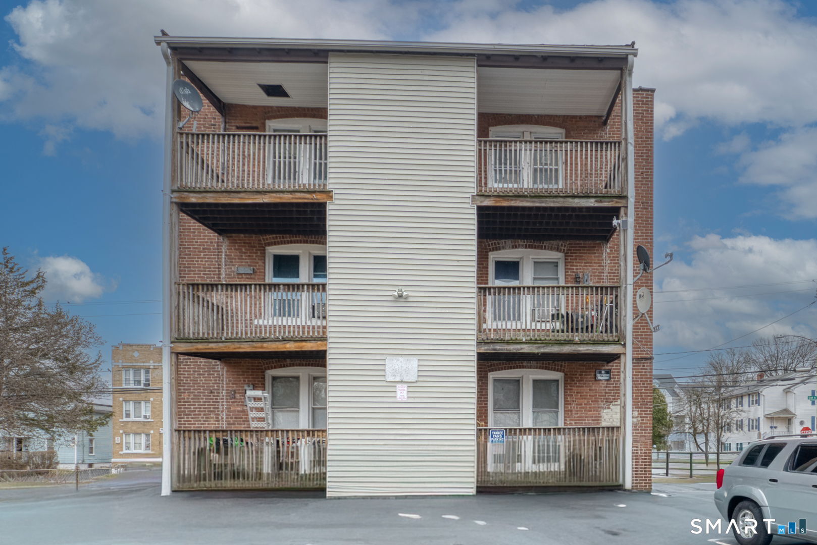 152 Oak Street New Britain CT 06051