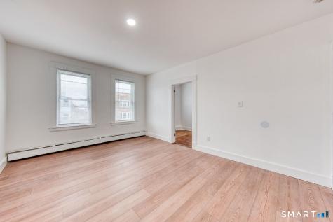 152 Oak Street New Britain CT 06051