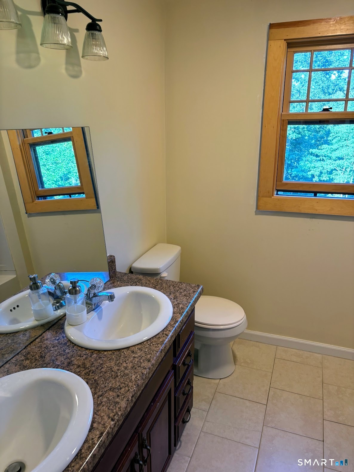 47 Comstock Avenue Essex CT 06442