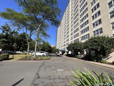 2625 Park Avenue Bridgeport CT 06604