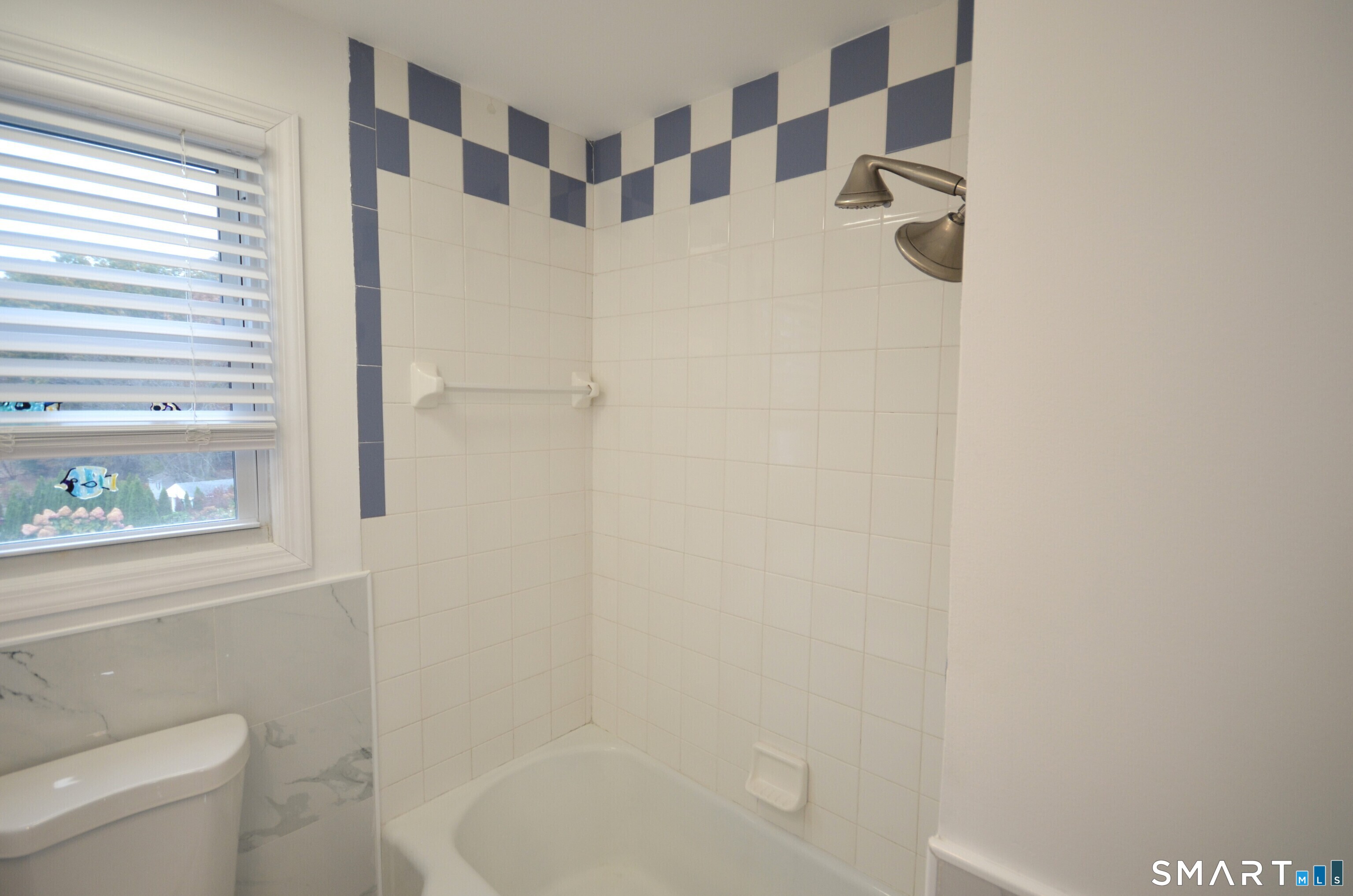 41 Sorensen Road West Haven CT 06516