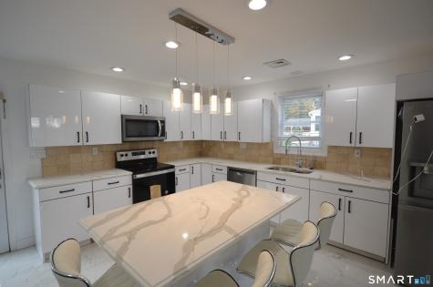 41 Sorensen Road West Haven CT 06516