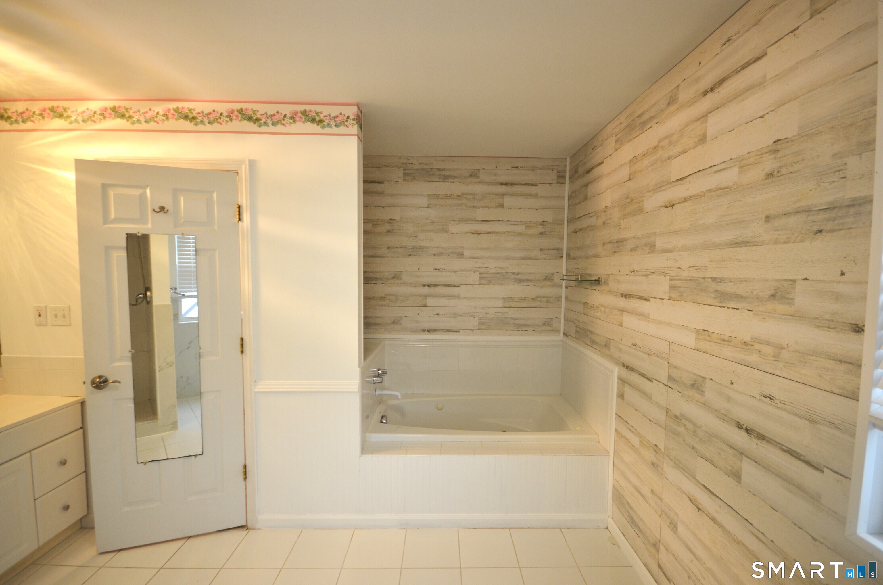 41 Sorensen Road West Haven CT 06516
