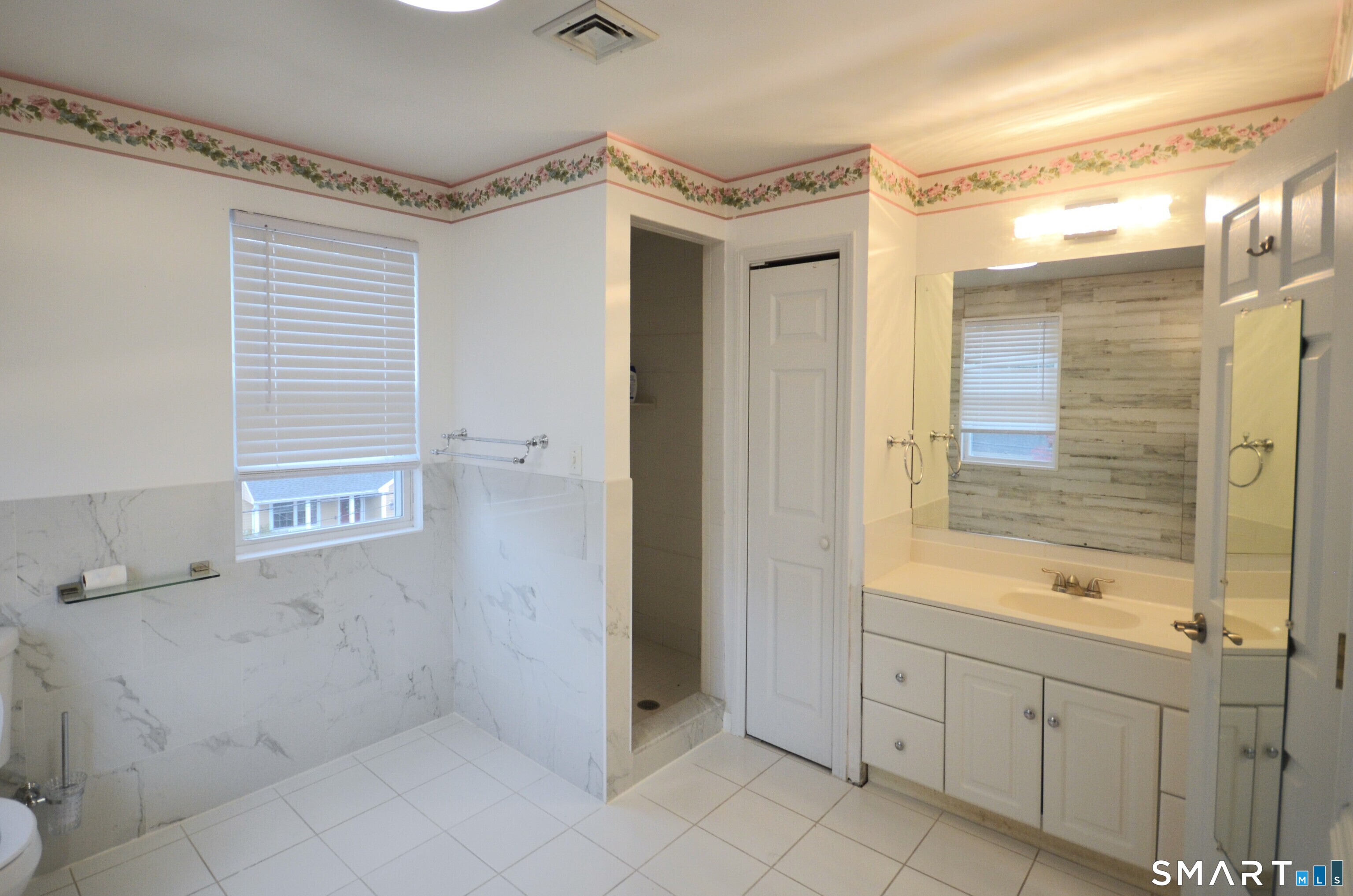 41 Sorensen Road West Haven CT 06516