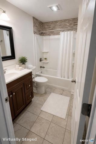 178 Spring Lake Road Waterbury CT 06706