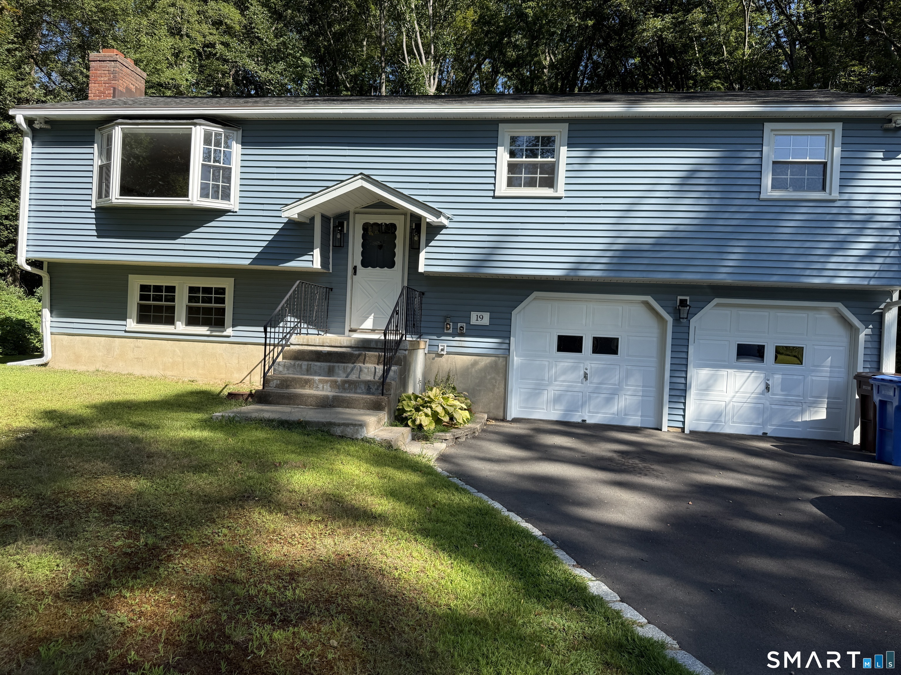 19 Greenwood Lane Shelton CT 06484
