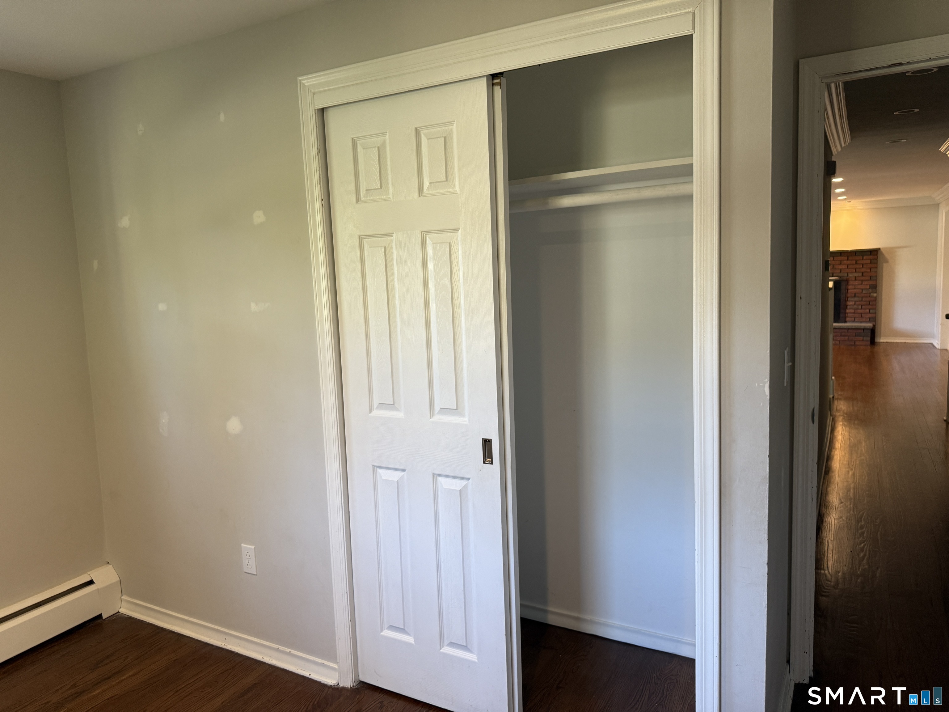 19 Greenwood Lane Shelton CT 06484
