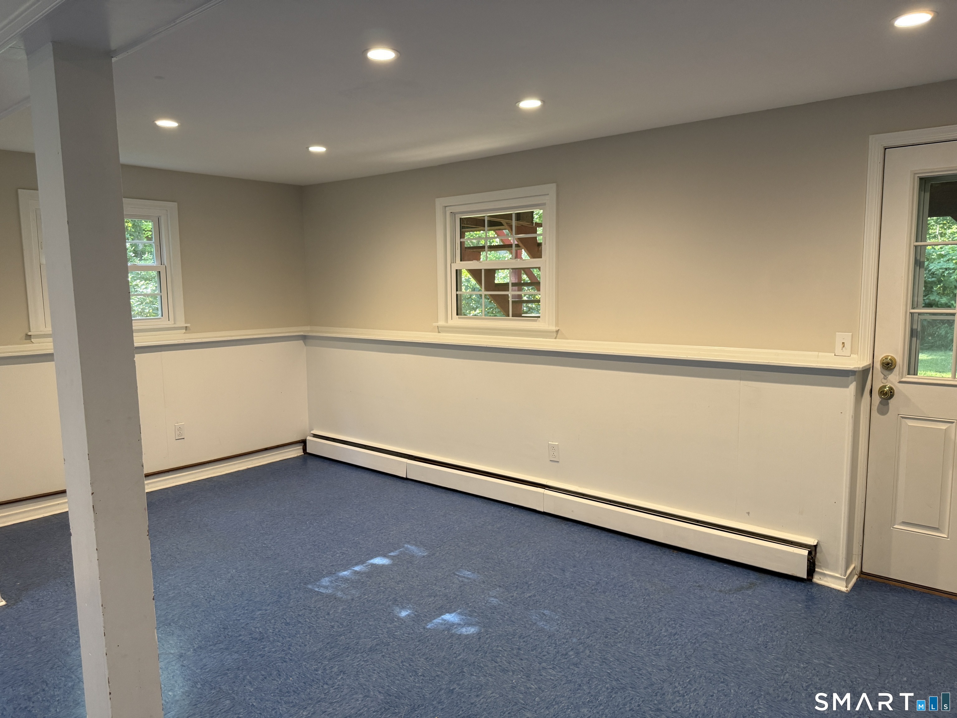 19 Greenwood Lane Shelton CT 06484