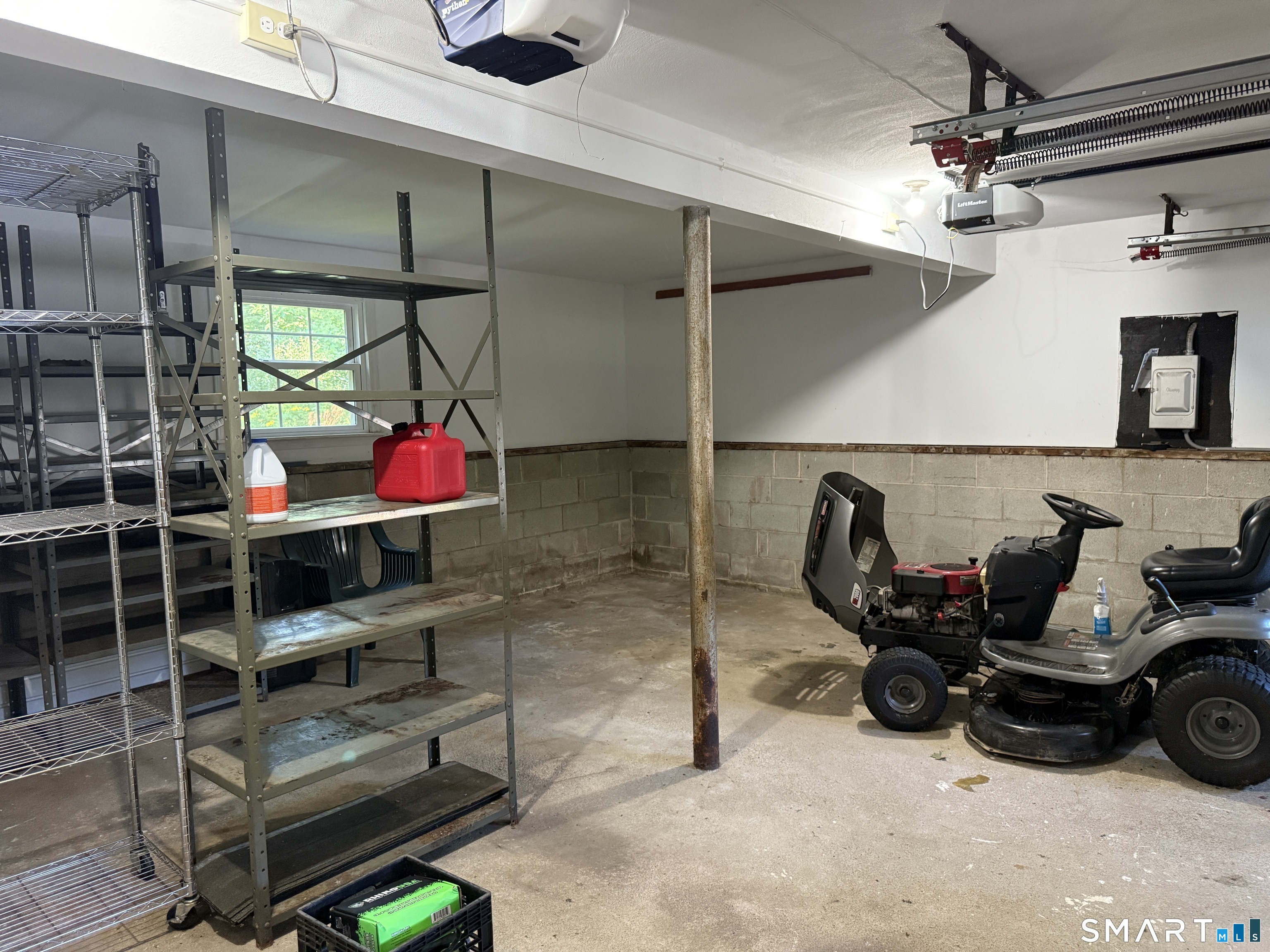 19 Greenwood Lane Shelton CT 06484