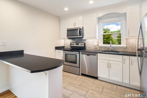 54 Cross Street New Canaan CT 06840