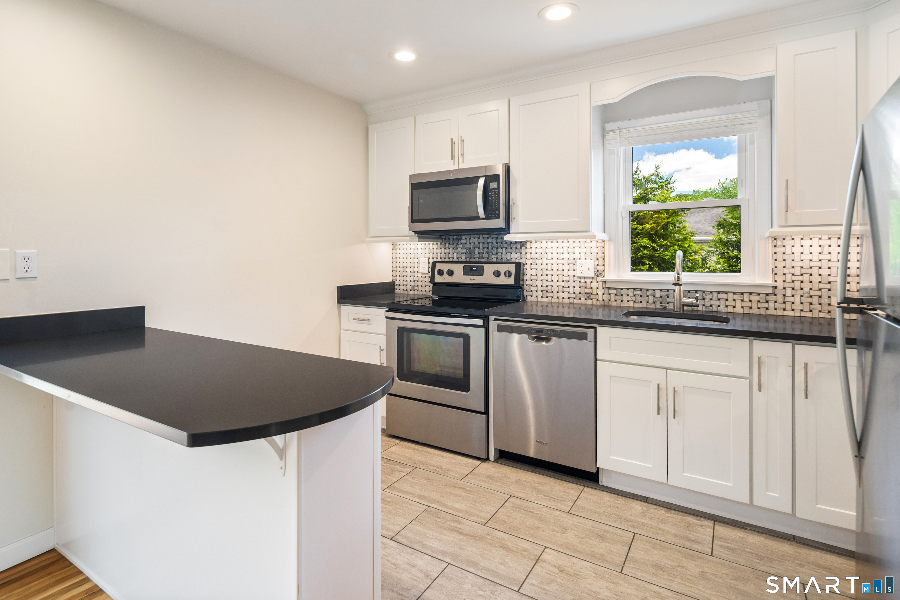 54 Cross Street New Canaan CT 06840