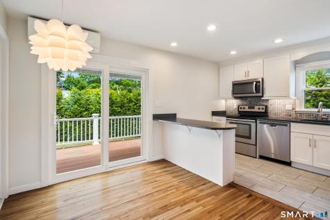 54 Cross Street New Canaan CT 06840