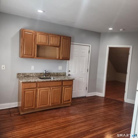 351 Hillside Avenue Hartford CT 06106