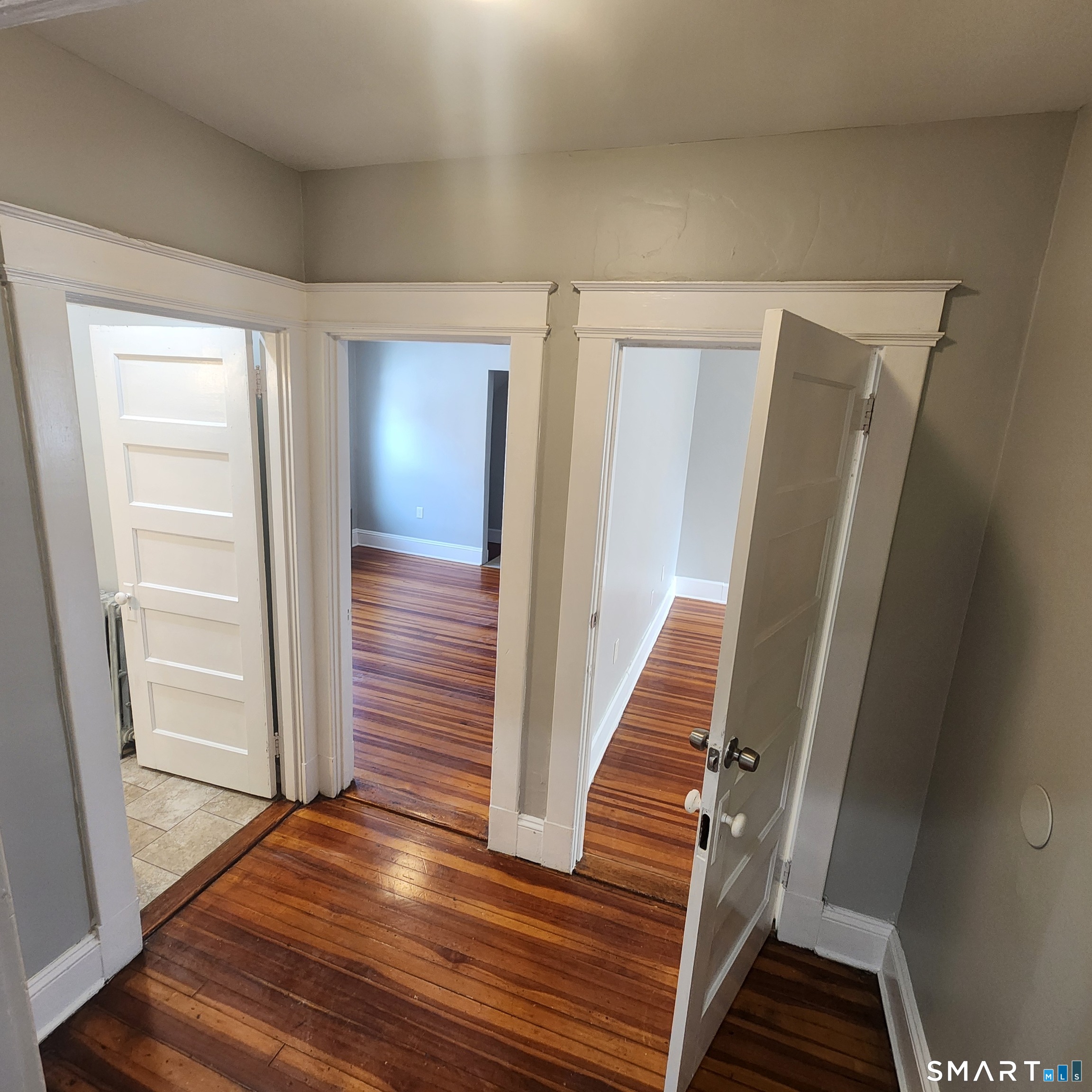 351 Hillside Avenue Hartford CT 06106