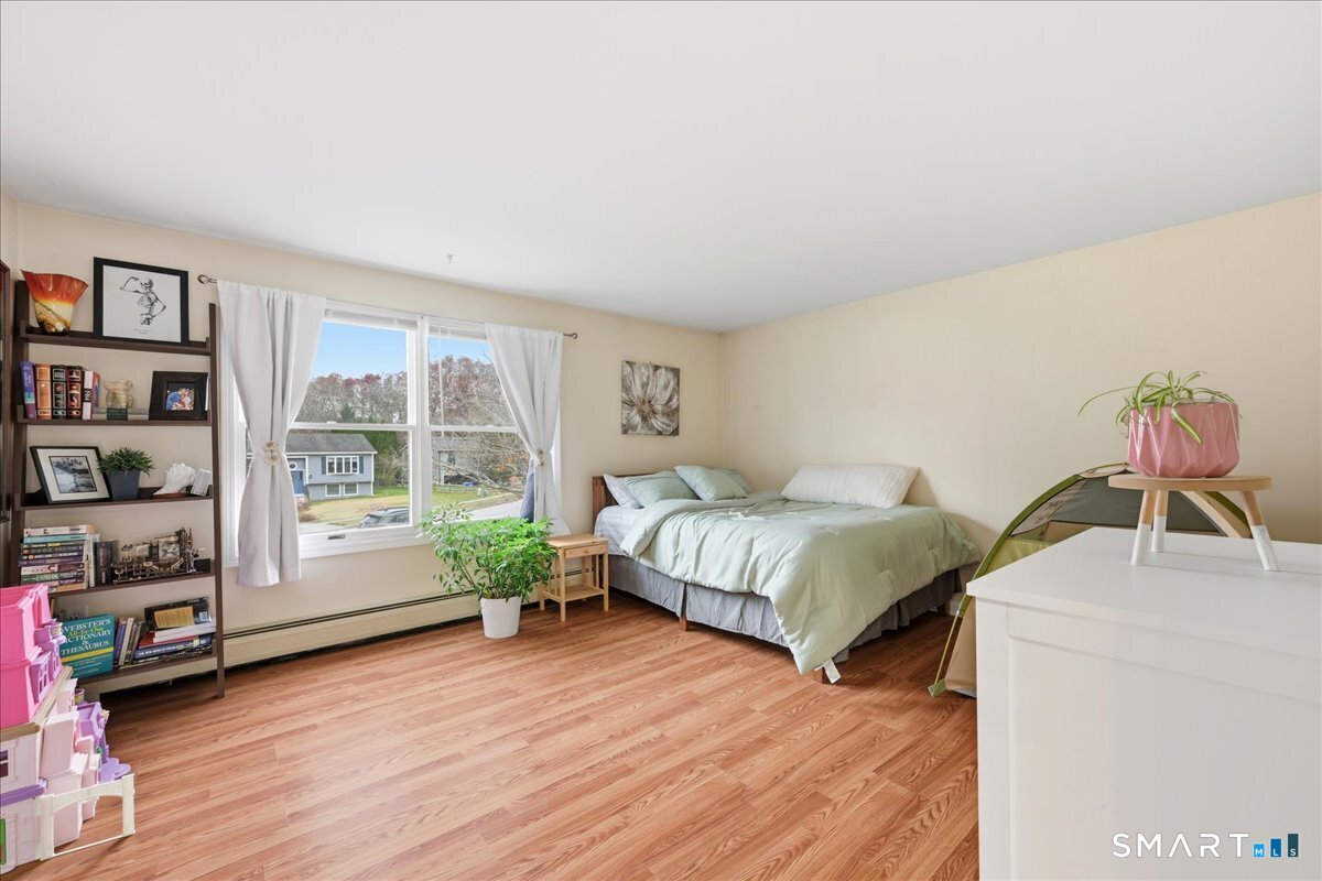 198 Dartmouth Drive Groton CT 06355