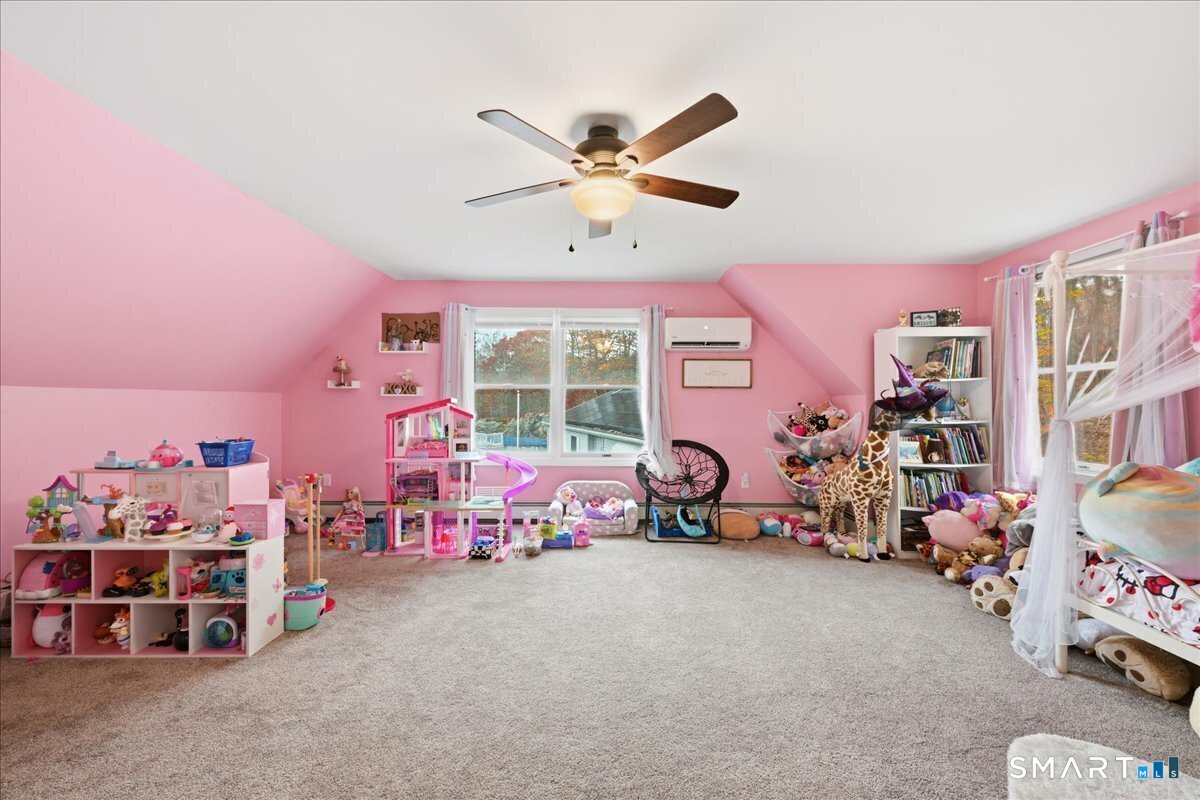 198 Dartmouth Drive Groton CT 06355