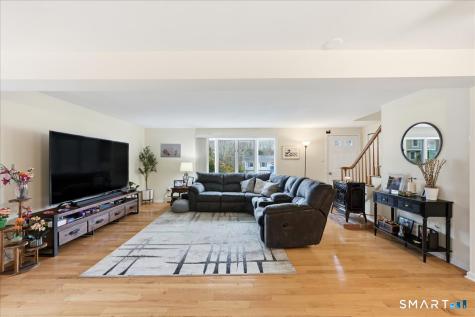 198 Dartmouth Drive Groton CT 06355