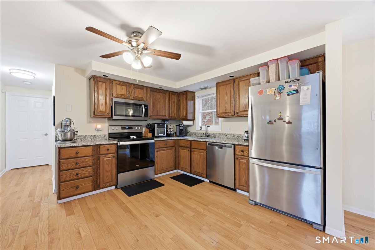 198 Dartmouth Drive Groton CT 06355