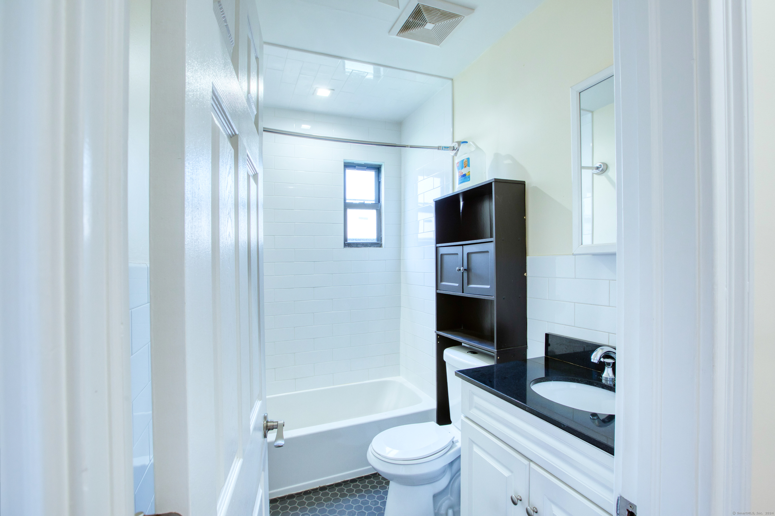 180 Willow Street Waterbury CT 06710