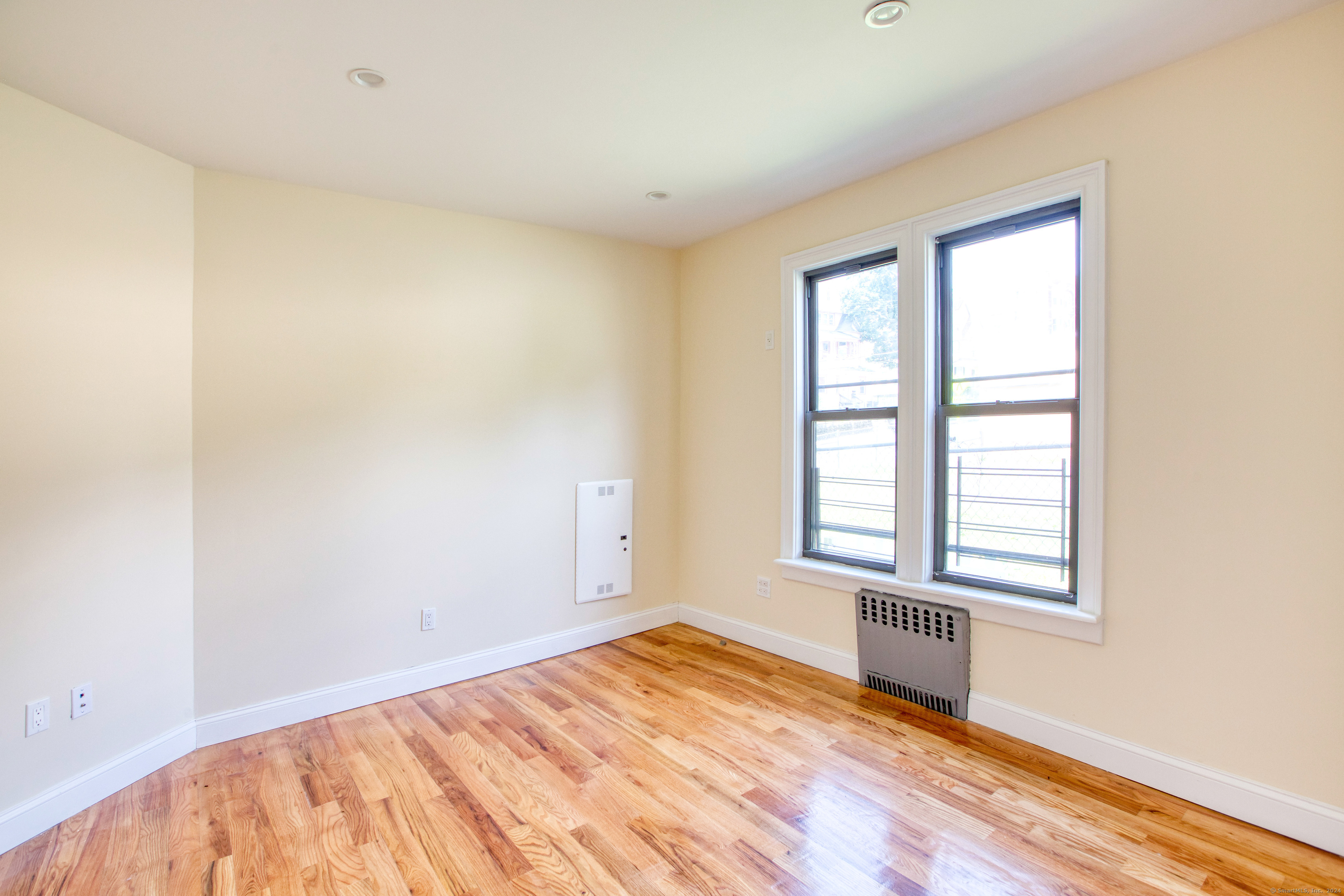 180 Willow Street Waterbury CT 06710