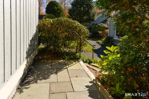 973 Heritage Village Southbury CT 06488