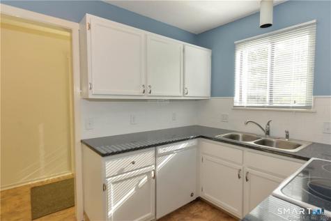 973 Heritage Village Southbury CT 06488