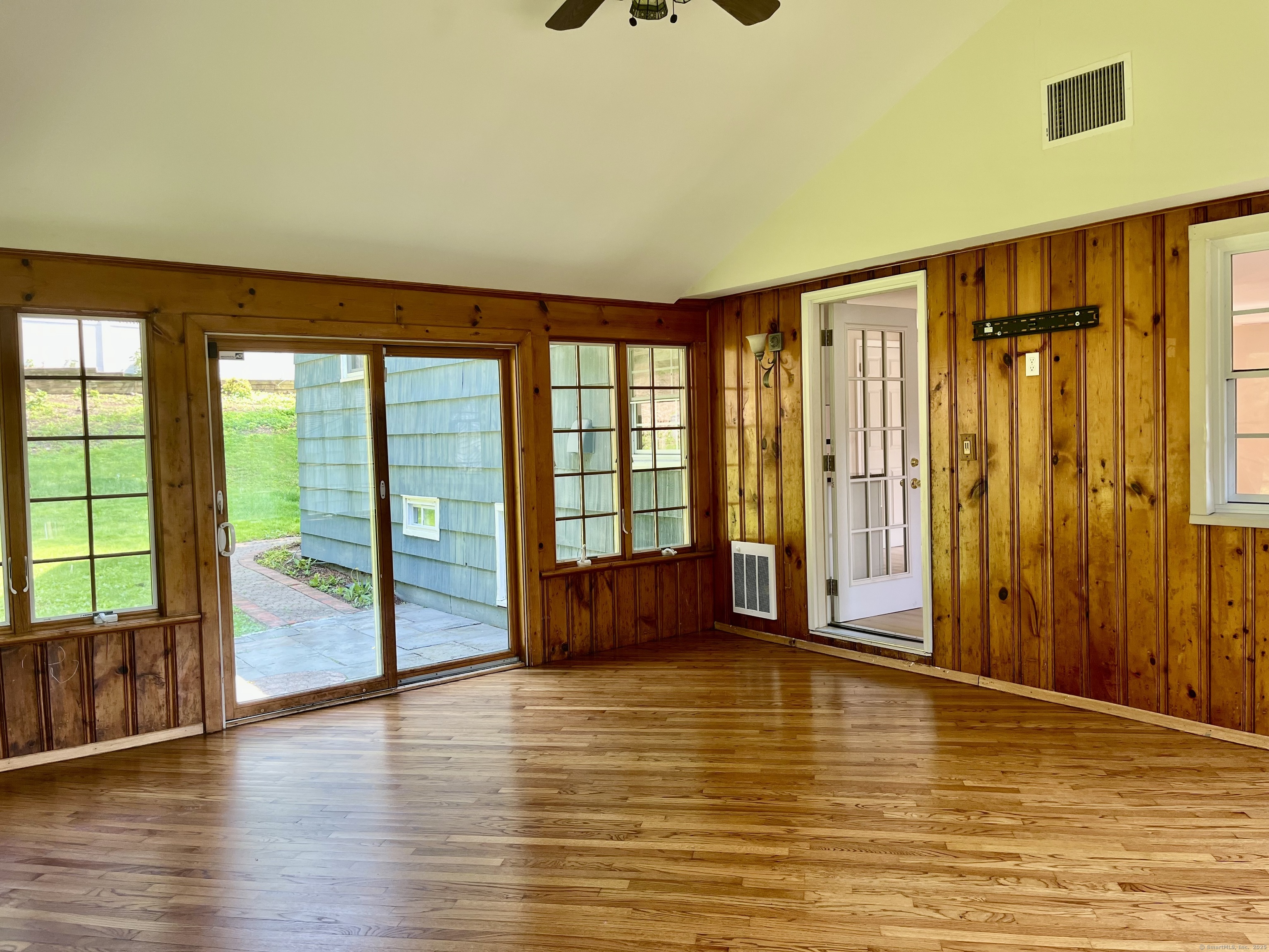 11 Cornwall Road Norwalk CT 06850
