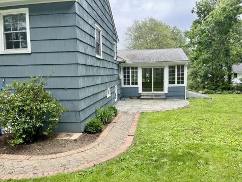 11 Cornwall Road Norwalk CT 06850