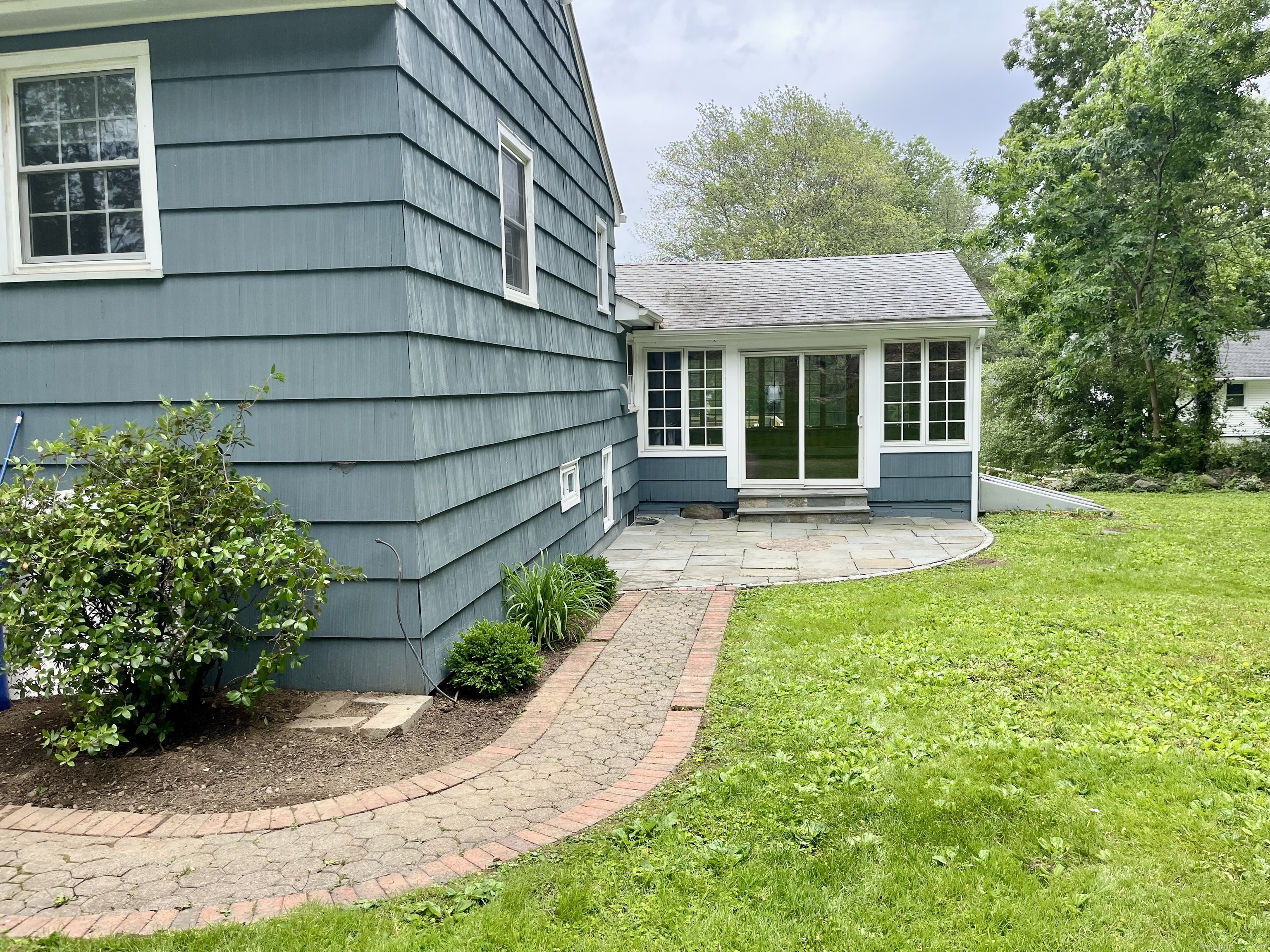 11 Cornwall Road Norwalk CT 06850