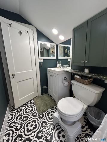 168 Hartford Avenue Wethersfield CT 06109