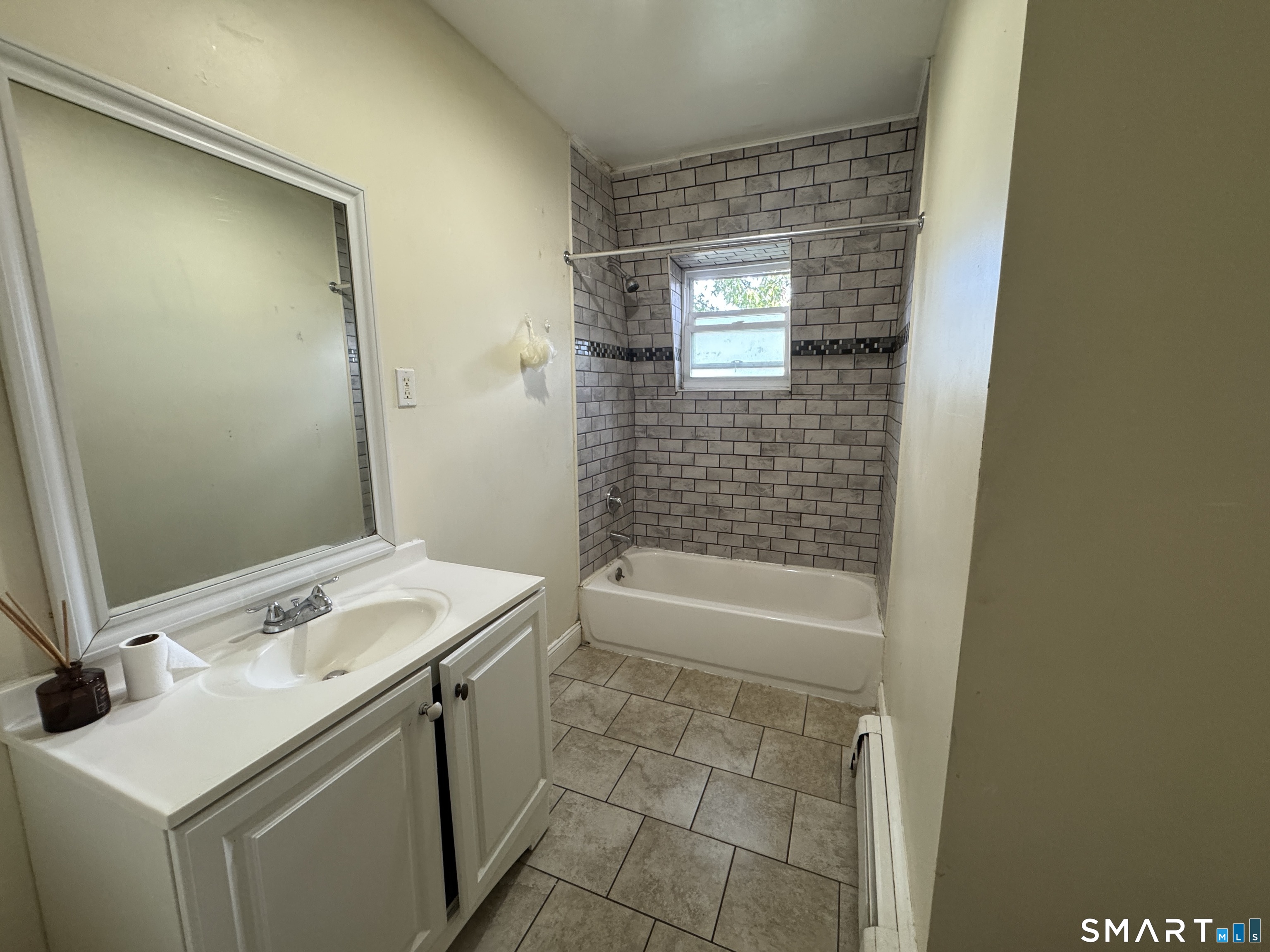 1266 Park Avenue Bridgeport CT 06604