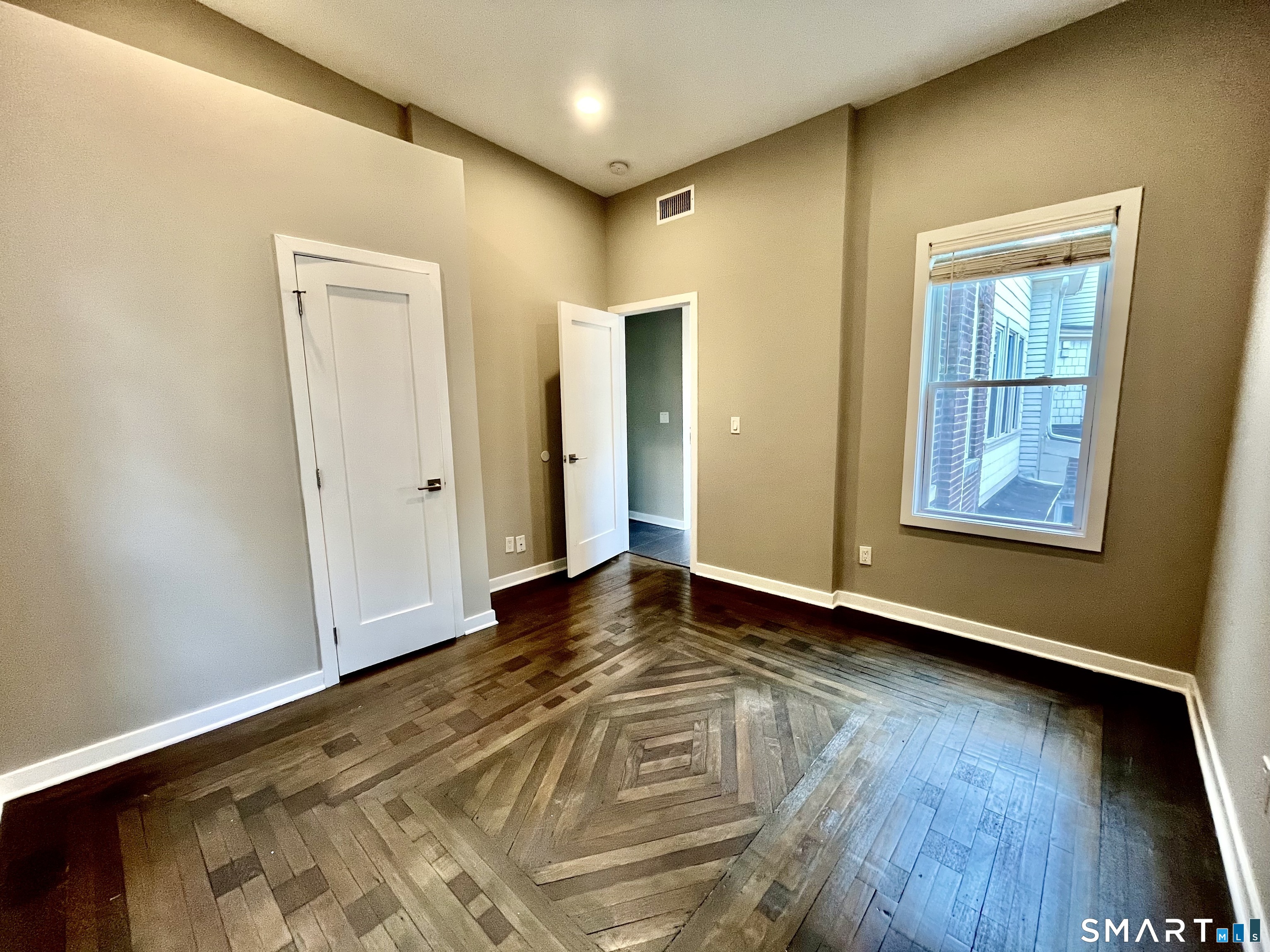 597 Chapel Street New Haven CT 06511
